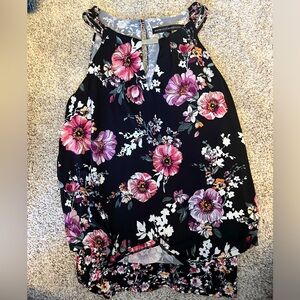 White House Black Market dressy tank top size small